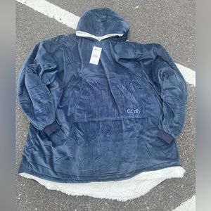 The original comfy! Wearable blanket NWT!